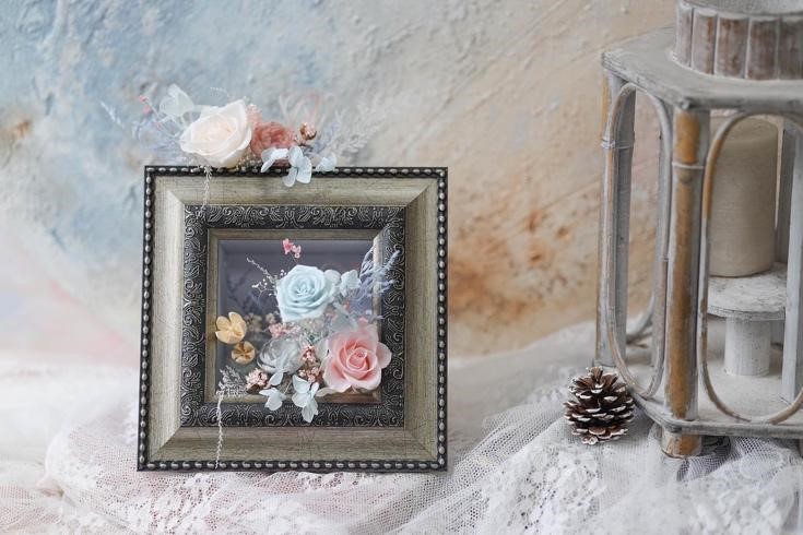 花藝工作坊的畫框花禮作品